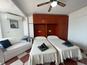 Studio - Terrasol Plazamar 4-9 (Velez-Malaga)