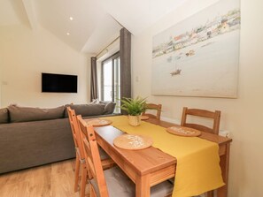 Dining - Harbour View Retreat, Brixham (Brixham)