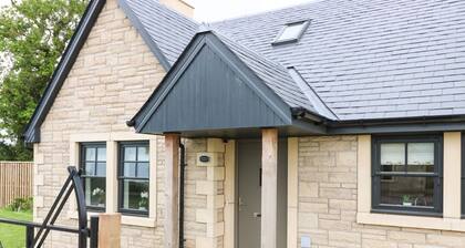 Gordon Lodge: A Charming Retreat