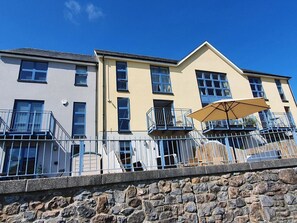 Exterior - Ty Castell, Pembroke (Pembroke)
