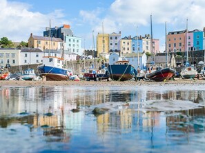 Beach - Ty Castell, Pembroke (Pembroke)