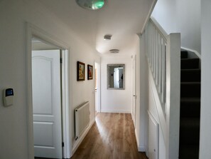 Interior - Ty Castell, Pembroke (Pembroke)