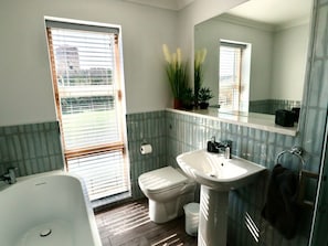 Shower - Ty Castell, Pembroke (Pembroke)