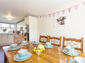 تناول الطعام