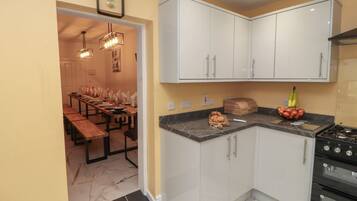 Dishwasher, highchair