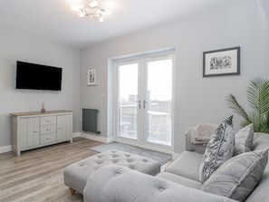 Living area - Aneths Annex, Drybrook. (Drybrook)