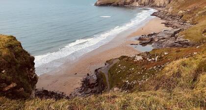 Kingfisher House, Tintagel