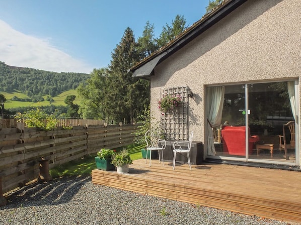 Terrace/patio - Beechwood Cottage, Blair Atholl (Pitlochry)