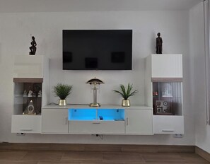 Interior - A cozy temporary home and freedom. (Helmbrechts)