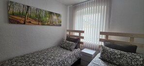Bügeleisen/Bügelbrett, Bettwäsche