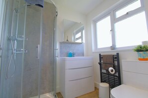 Shower - 65 Channel View, Ilfracombe (Ilfracombe)