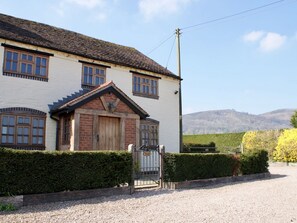Exterior - Yew Tree Cottage, Malvern (Malvern)