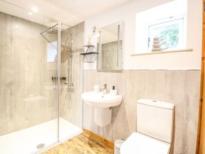 Shower - Cobblers Barn, Potter Heigham (Repps With Bastwick)