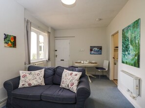 Living area - Garden Cottage, Acton Turville (Badminton)