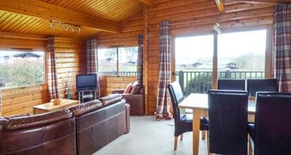 Charming Ty Pren Retreat in St Davids