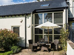 Outdoor dining - Lark Meadow, Kirkby Lonsdale (Carnforth)