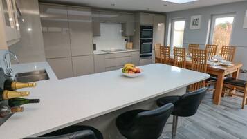 Dishwasher, highchair