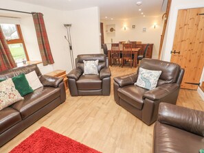 Living area - Gwynfa, Newcastle Emlyn (Newcastle Emlyn)