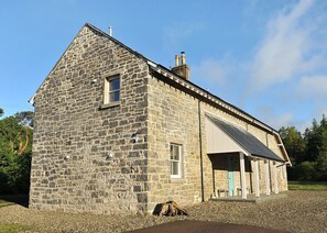 Exterior - Achaglachgach Stables, Tarbert (Tarbert)