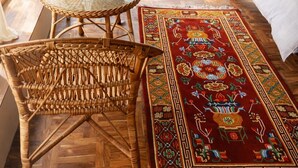 Ảnh chưa phân loại, 2 trong số 6 ảnh, nút