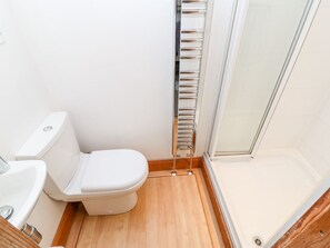 Shower - 7 Hylton Terrace, Rookhope (Bishop Auckland)