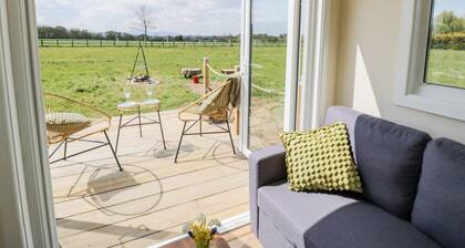 Malvern View Lodge, Pershore