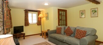 Anvil Cottage is near Blakeney
