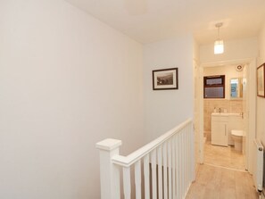 Interior - Herons Reach, Whitby (Whitby)