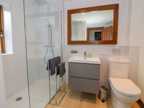 Shower - Old Town Cottage, Stratford-Upon-Avon (Stratford-upon-Avon)