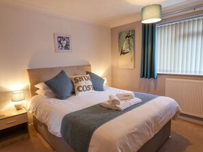 2 bedrooms, WiFi - Llamedos, Hunmanby, Yorkshire. (Filey)