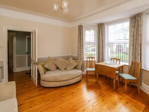 Living area - Tidal Reach in Paignton, Devon (Paignton)