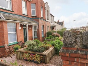 Property grounds - Tidal Reach in Paignton, Devon (Paignton)