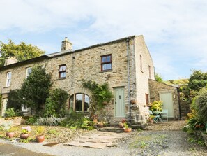 Exterior - Barn Cottage, Newbiggin (Leyburn)