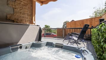 室外 SPA 浴池