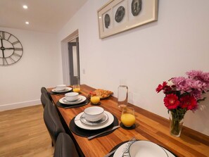 Dining - Sandy Nook, Marske-By-The-Sea (Redcar)
