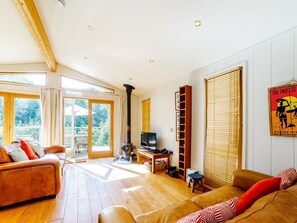 Living area - 2 Water's Edge, Lanreath (Looe)