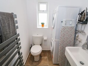 Shower - Duck Pond Cottage, Long Sutton (Spalding)