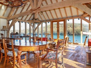 Dining - Charming Oakenhurst Retreat in Golant (Fowey)