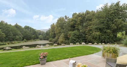 Hendre, Penybontfawr