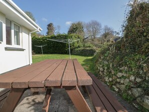 Outdoor dining - Watergate Bay, Liskeard (Liskeard)