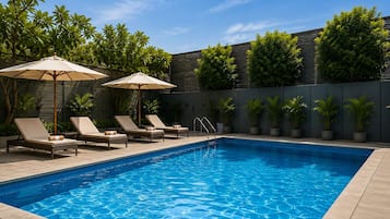 Piscine extérieure