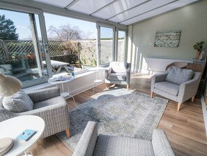 Living area - Barn Cottage, Hinderwell (Saltburn-by-the-Sea)