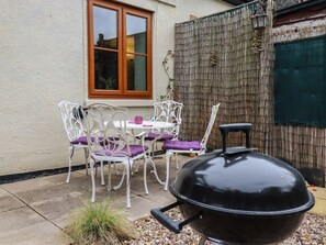 Outdoor dining - Rainbows End is in Launceston. (Launceston)