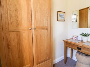 Interior - Little Wenlock, Skipton (Skipton)