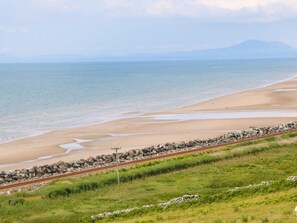 Nær stranden