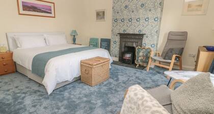 Wordsworth Cottage West, Longframlington