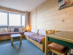 TV - Apartment for 5 guests, west-facing balcony (Avoriaz)