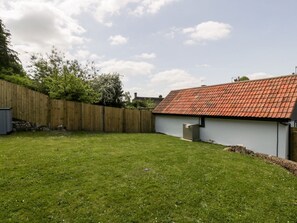 Property grounds - Thimble cottage, Dorset, 1 bed (Blandford Forum)