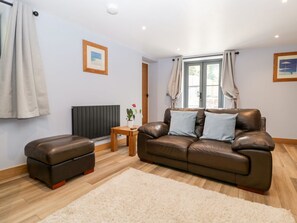 Living area - Thimble cottage, Dorset, 1 bed (Blandford Forum)