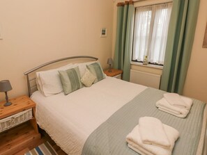 WiFi - 2 Chandlers Yard, Burry Port (Burry Port)